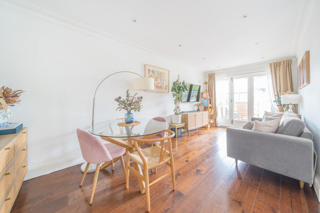 Apartment in London - View 3
