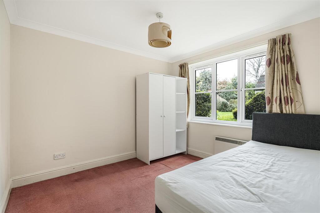Apartment in Slough, Windsor and Maidenhead - More