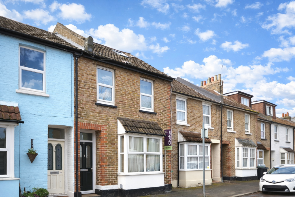 Main image of property: William Street, Bognor Regis, PO21 1DL