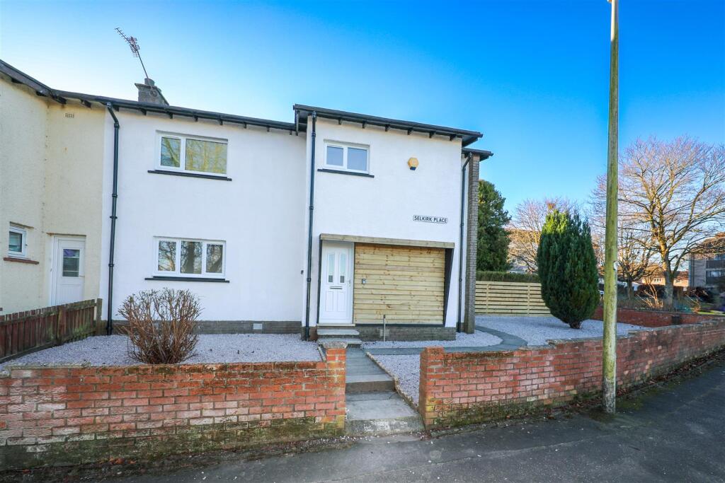 Main image of property: Selkirk Place, Glenrothes