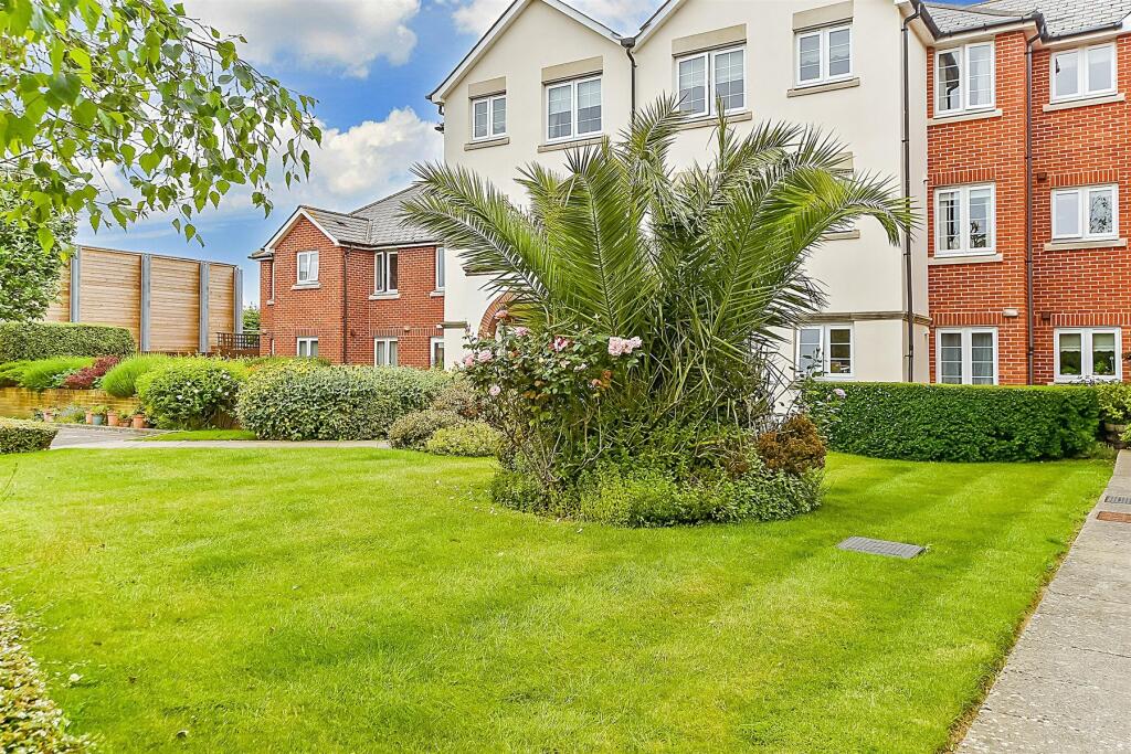 Main image of property: Penfold Road, Worthing, West Sussex