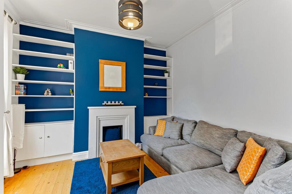 House in Manchester - More