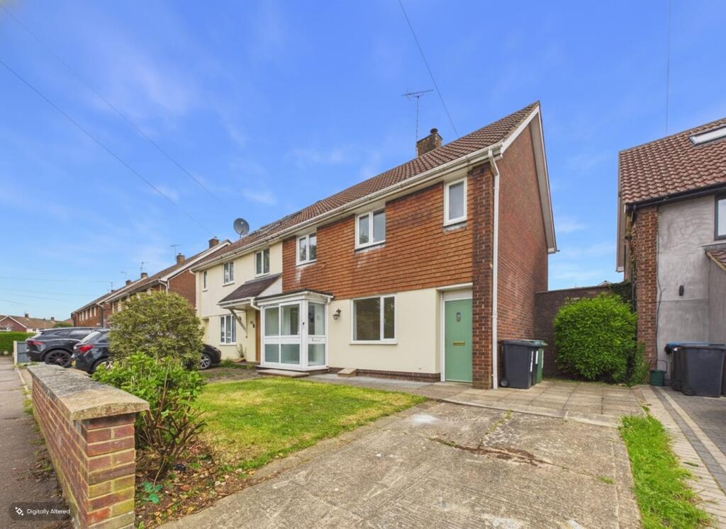 Main image of property: Hollybush Lane, Hemel Hempstead, Hertfordshire, HP1 2PJ