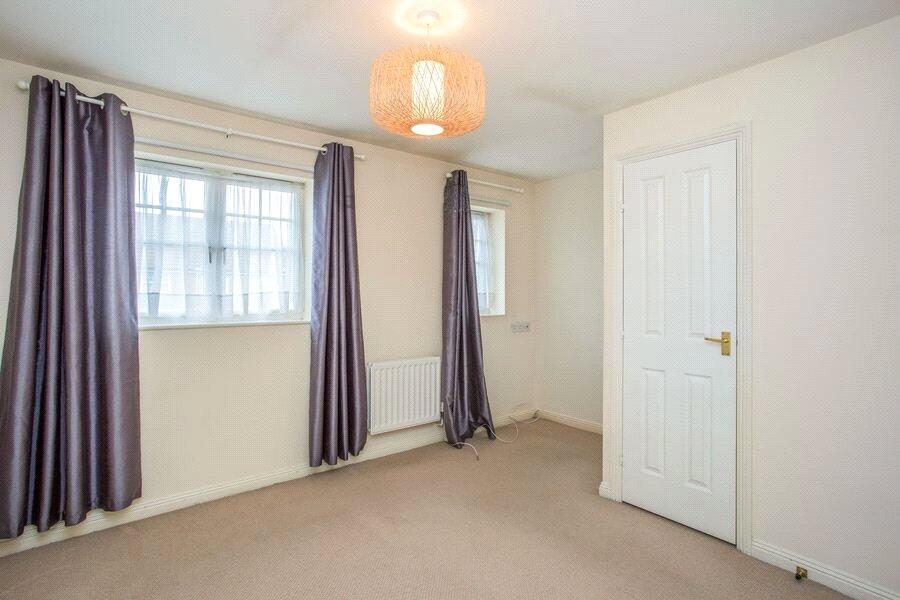 House in Southall - View 4