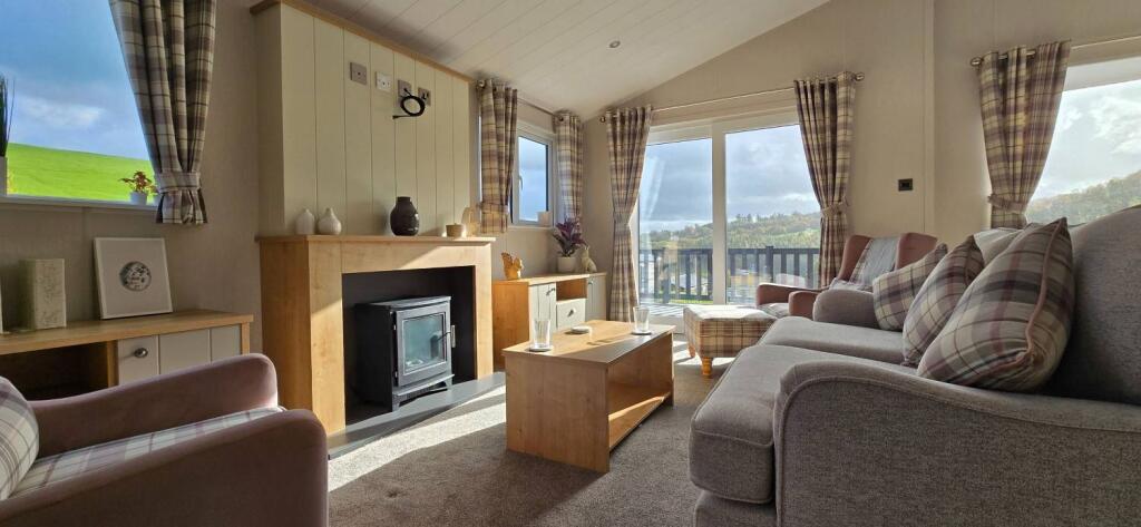 Van Road, Llanidloes, SY18 6NG photo 3