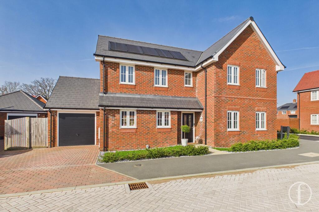 Main image of property: Fieldfare Crescent, Botley, SO32