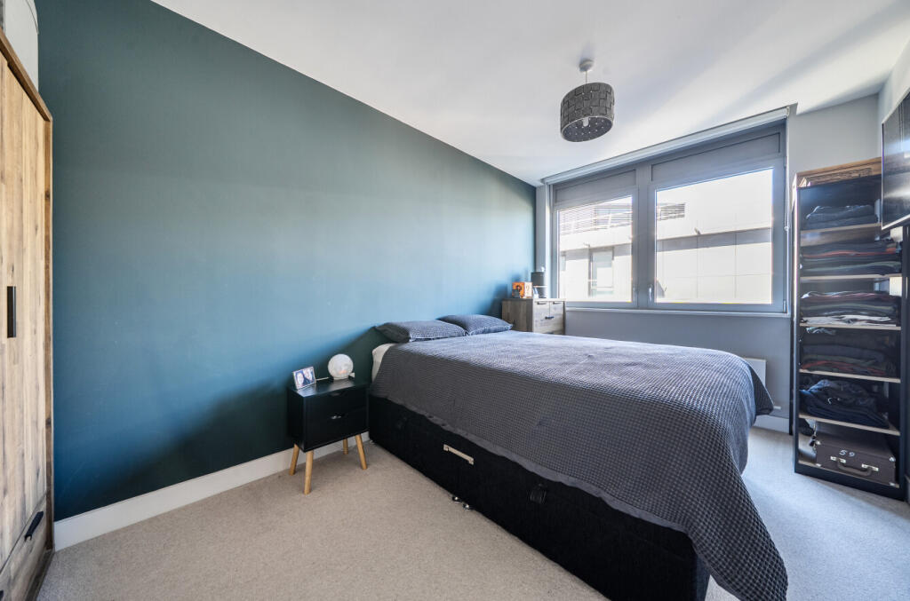 Apartment in London - View 5