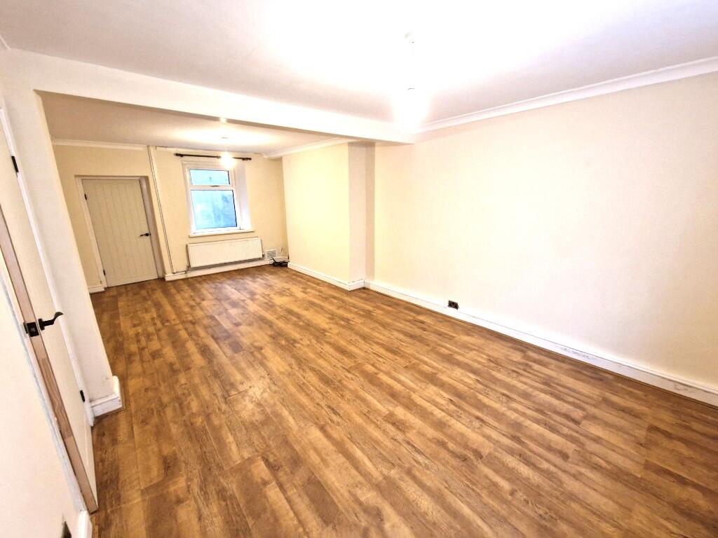 House in ABERCARN - View 5