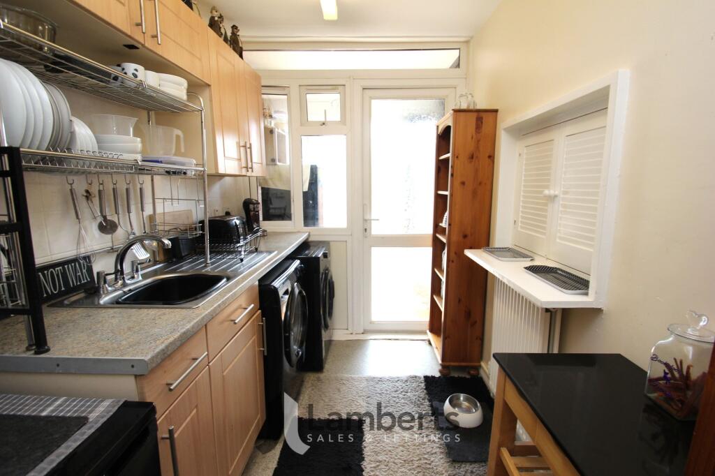 Additional image 8 of Allendale Court, Studley, B80