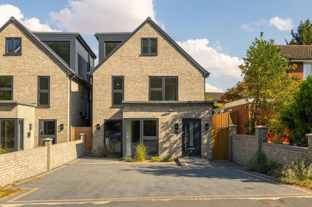 Main image of property: Nightingale Avenue, Cambridge, Cambridgeshire, CB1