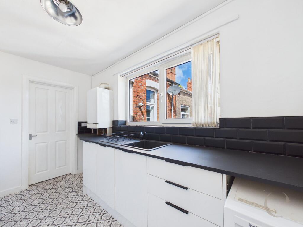 Apartment in South Tyneside, West Harton - More