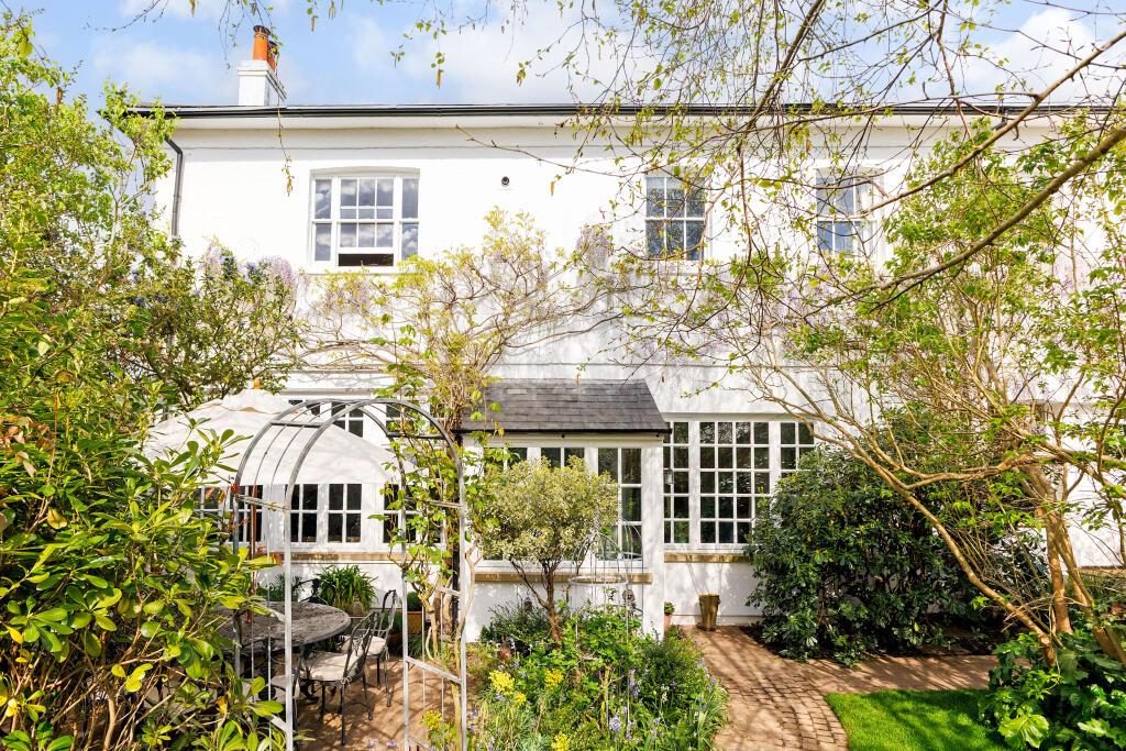 Main image of property: West Street, Epsom, KT17