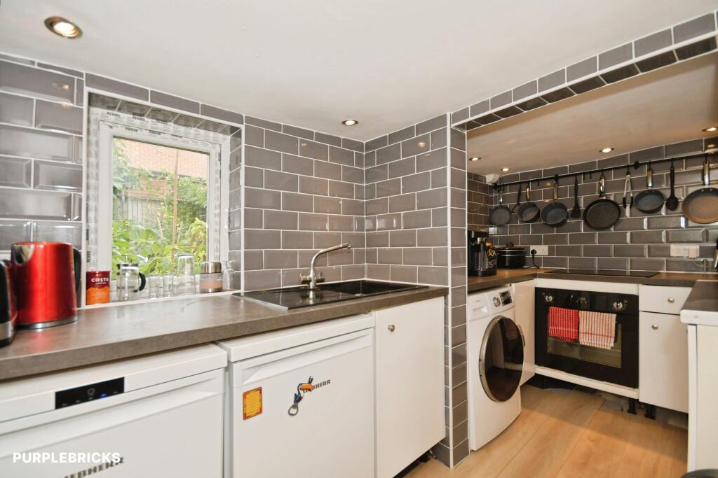 House in Amber Valley, Heanor and Loscoe CP - View 5