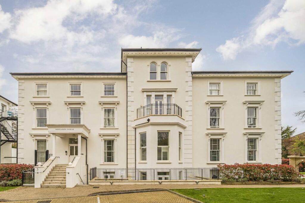 Main image of property: Oak Hill Road, Surbiton