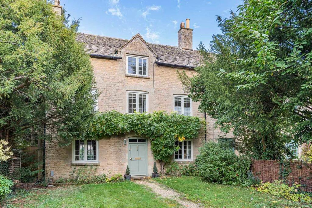 Main image of property: Shipton Road, Ascott-Under-Wychwood, OX7