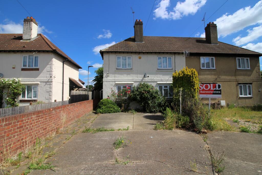 South Close, Dagenham - View 2