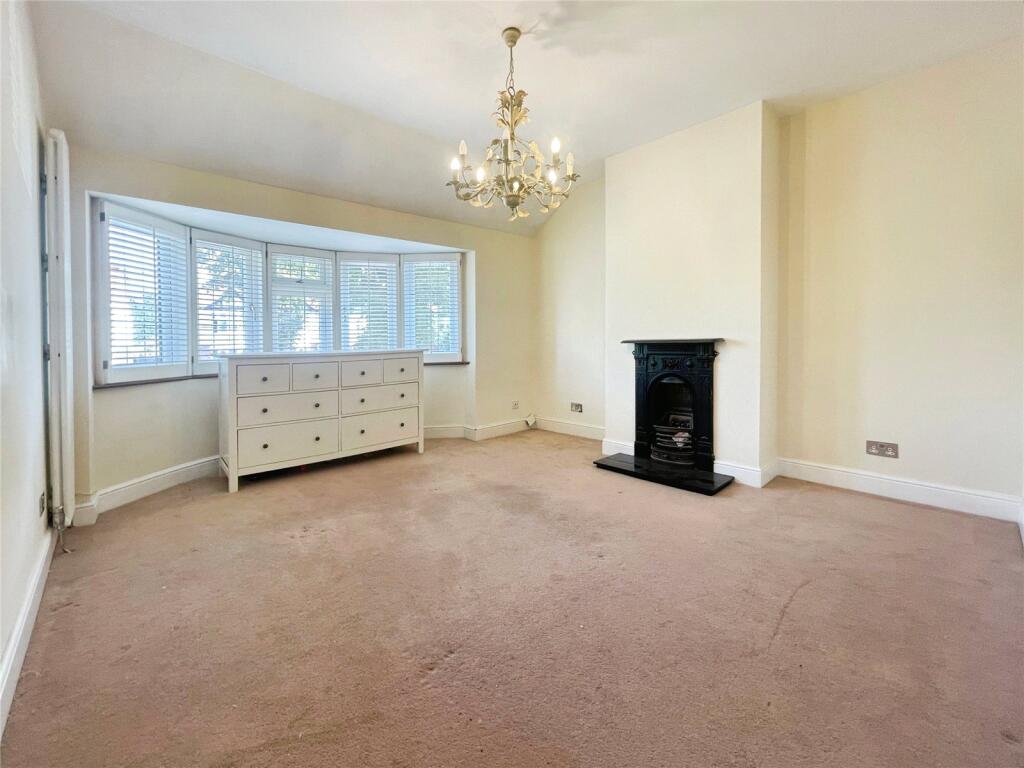 House in London, South End, New Eltham - More