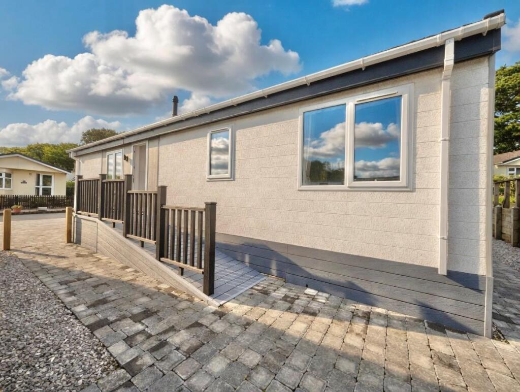 Main image of property: Lindow Court Park, Mobberley, Knutsford