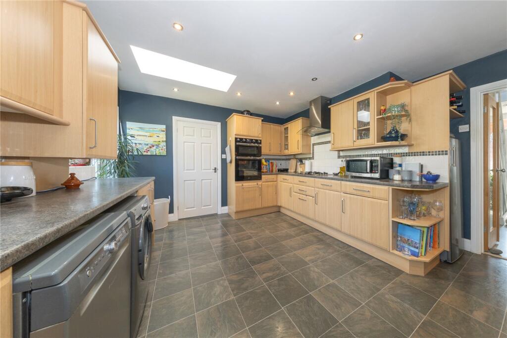 House in Luton - More
