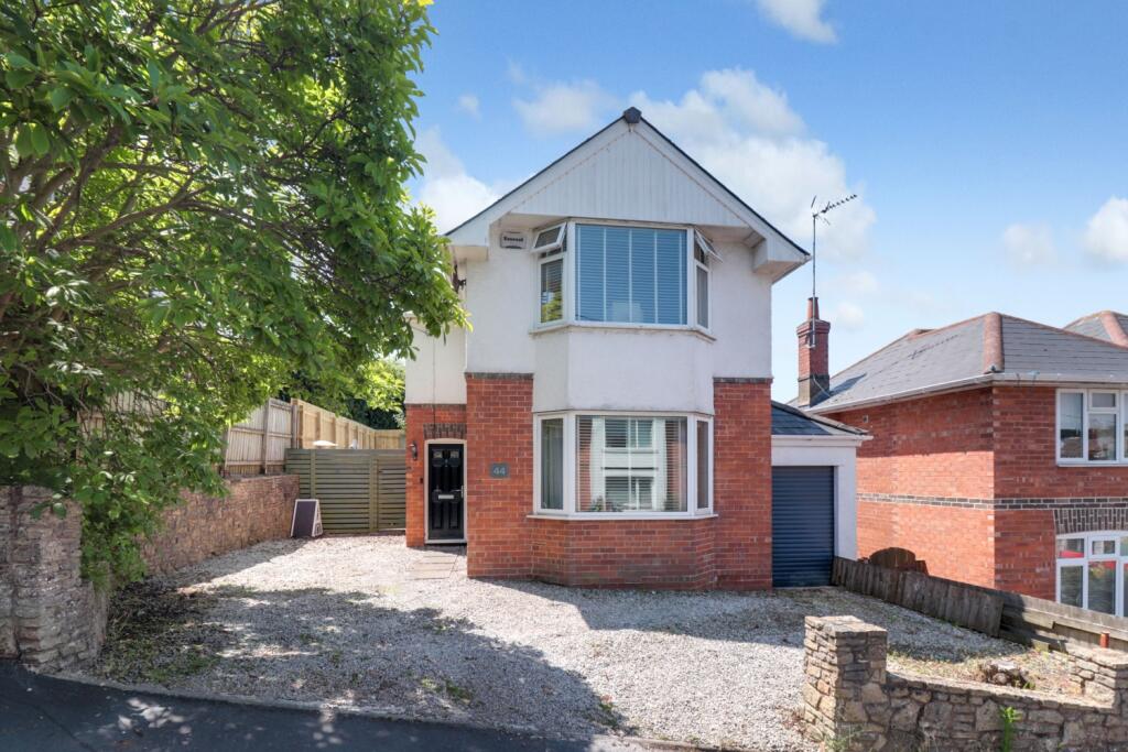 3-bed detached on Masey Road, Exmouth, EX8 4AR, £350,000