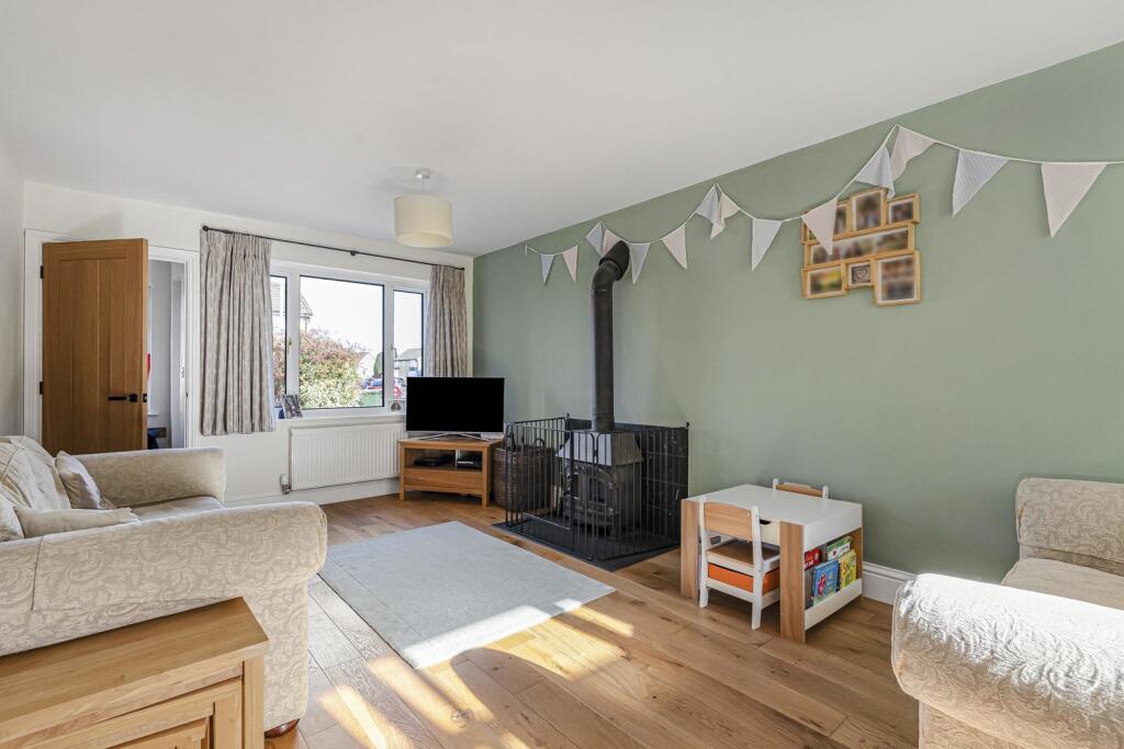 Pheasant Way, Cirencester, Gloucestershire, GL7 photo 3
