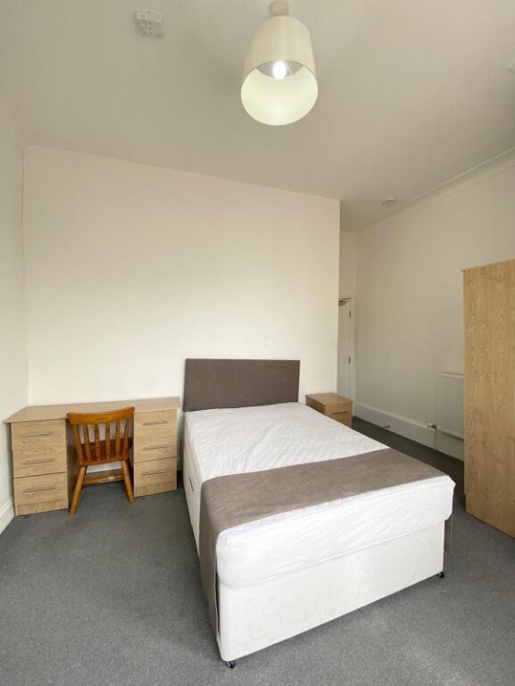 Apartment in Dundee - View 3