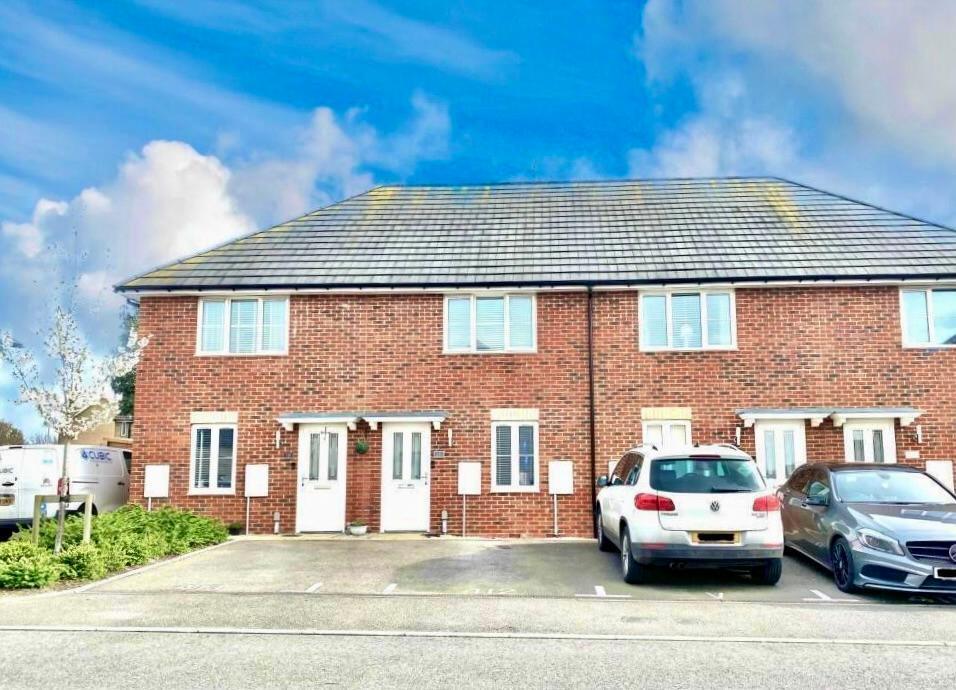 Main image of property: Rhondda Vale, Aylesham, Canterbury, Kent, CT3 3LP