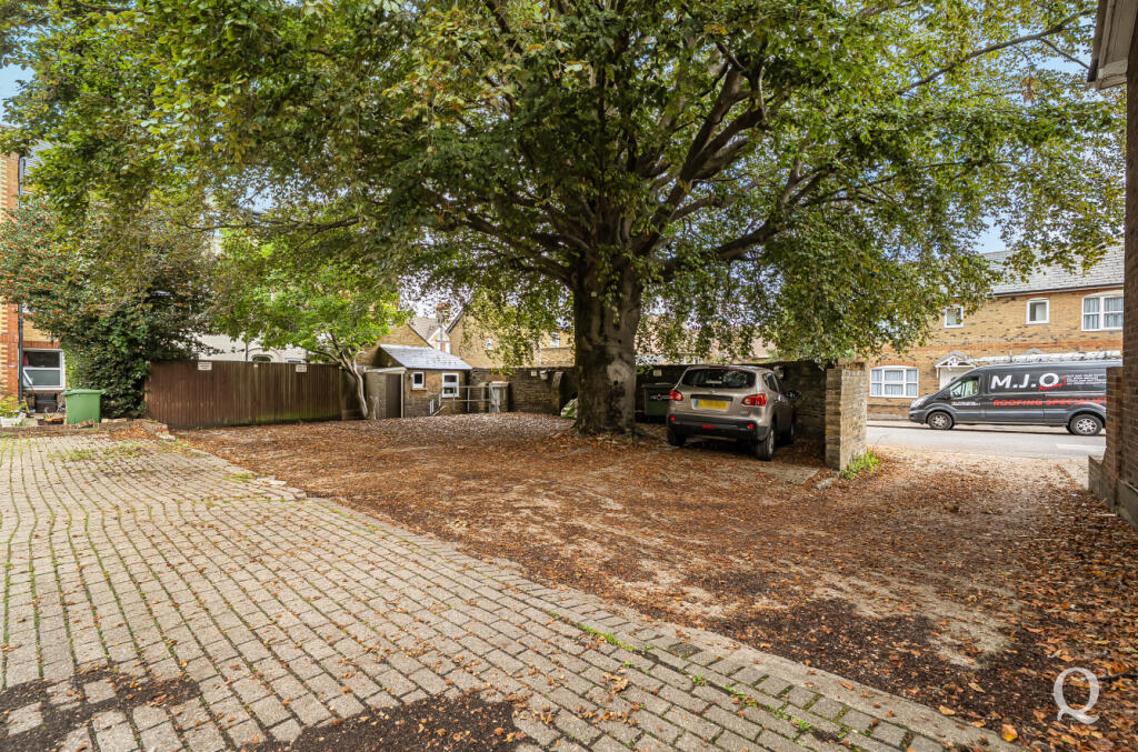 Property photo 8