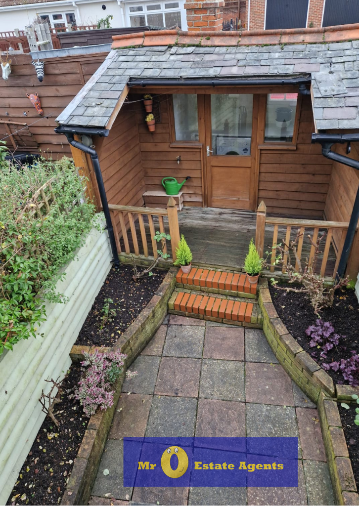 Main image of property: Queen Street, CO6
