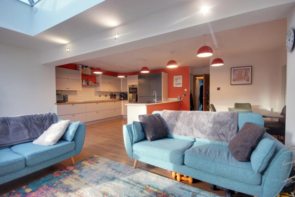 39 Lowfield Road, Beverley - View 4