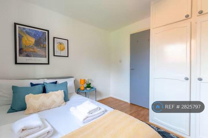 3 bedroom end of terrace house for rent