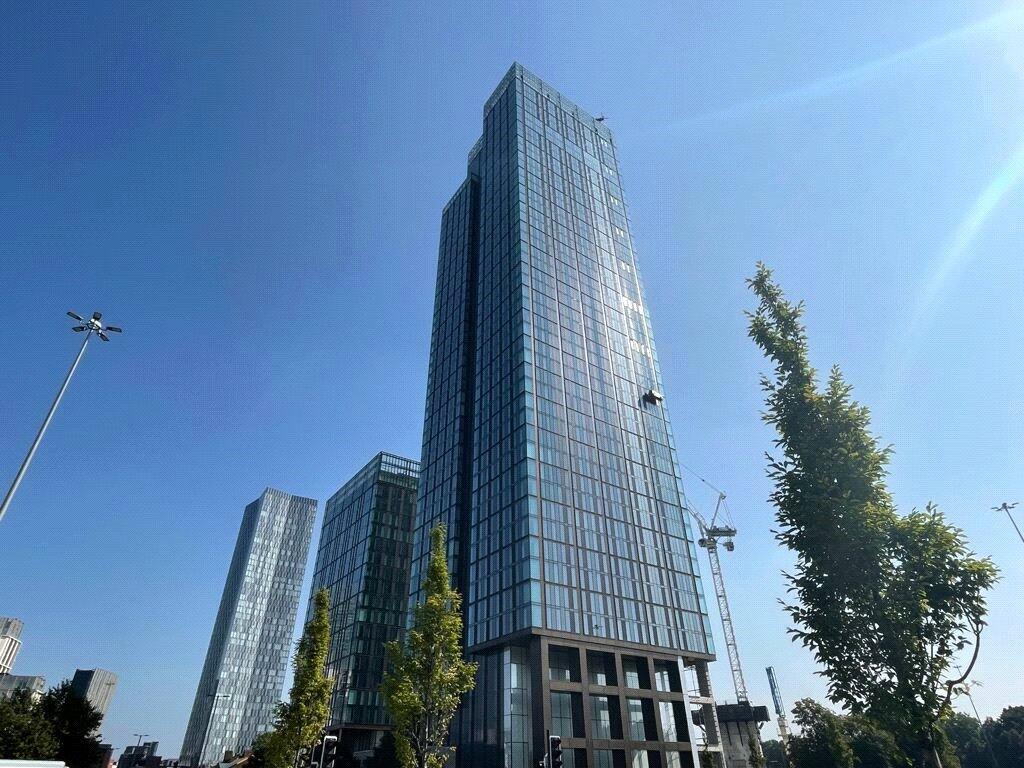 Apartment in Manchester, City Centre - View 2