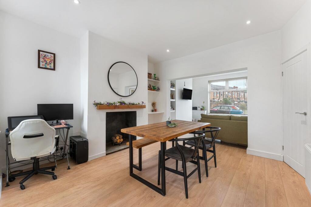 House in Manchester - More