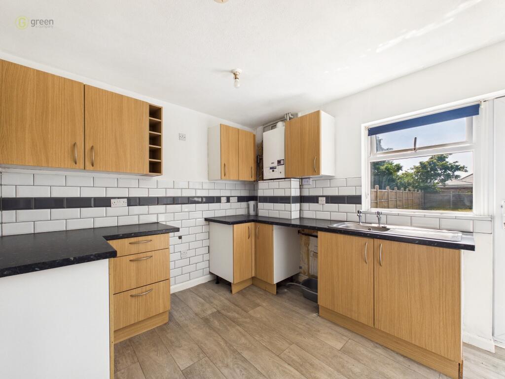 Parkeston Crescent, Kingstanding, Birmingham, B44 - View 4