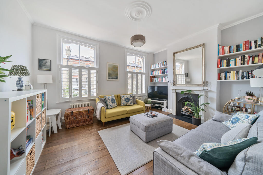 Main image of property: Moray Road, London, N4