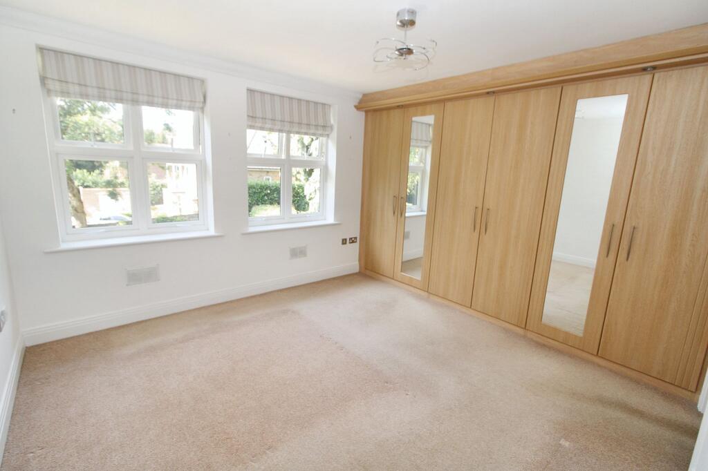 Beechwood Mansions, 253 Amersham Road, HP15 photo 4