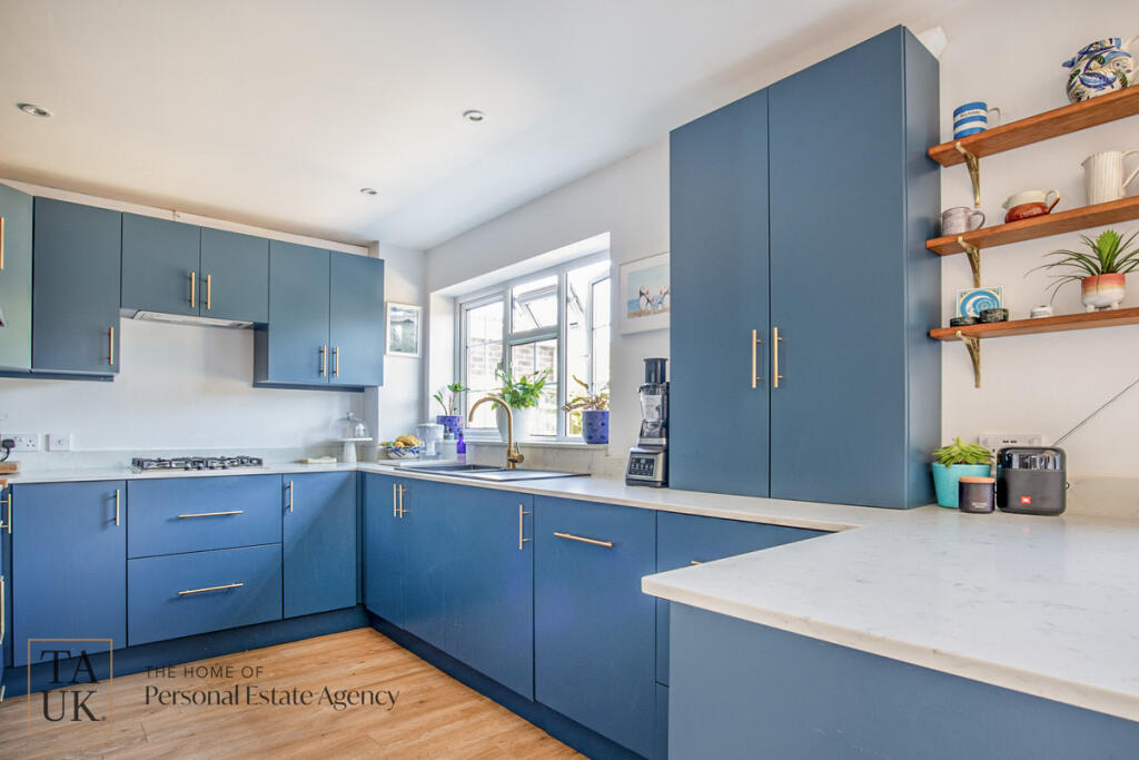 House in Horsham, Cootham, Storrington and Sullington - View 5
