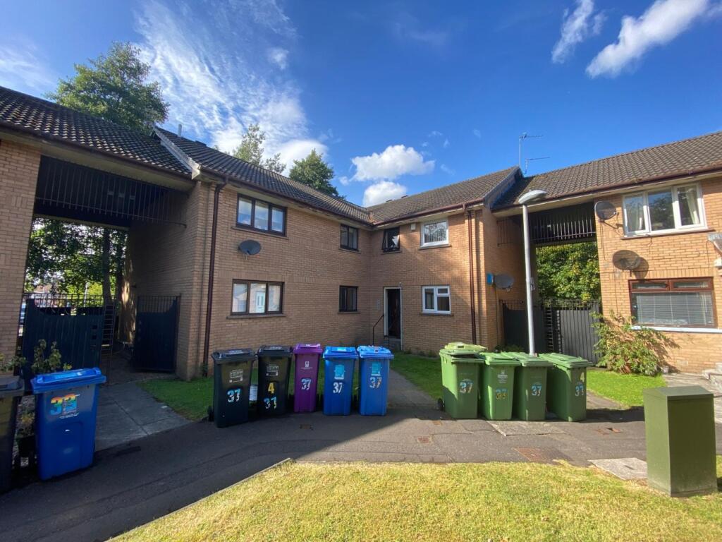 Robson Grove, Glasgow, G42
