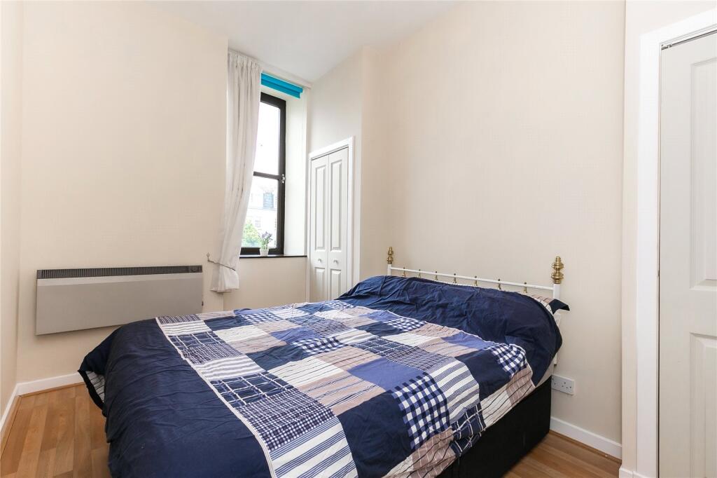 Apartment in Aberdeen, City Centre - More