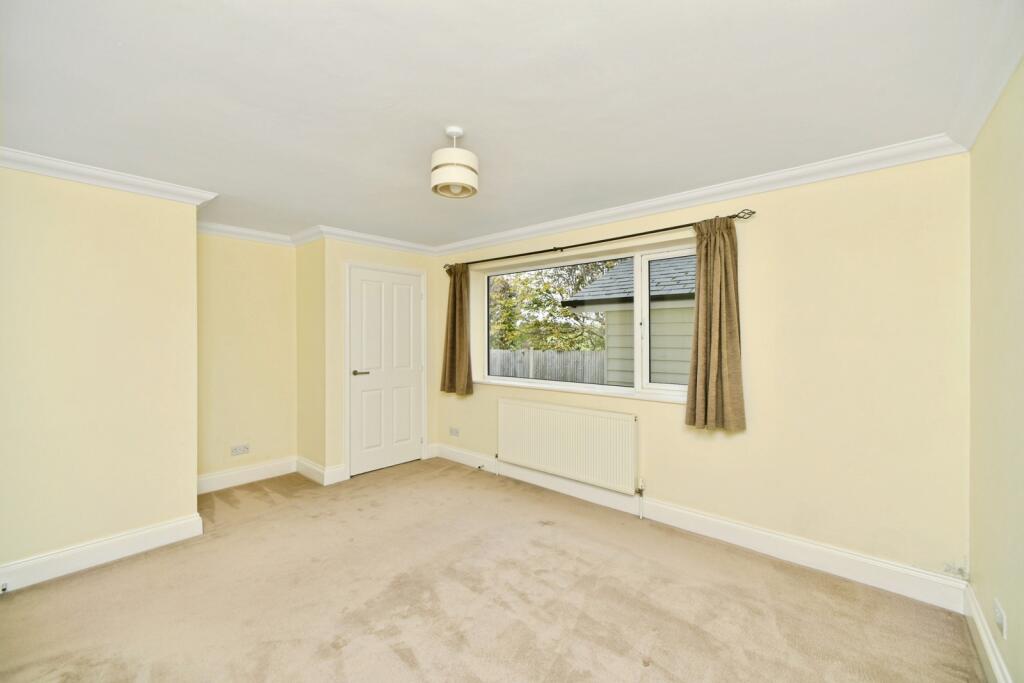Hempstead Road, Saltdean, Brighton, East Sussex, BN2 - More