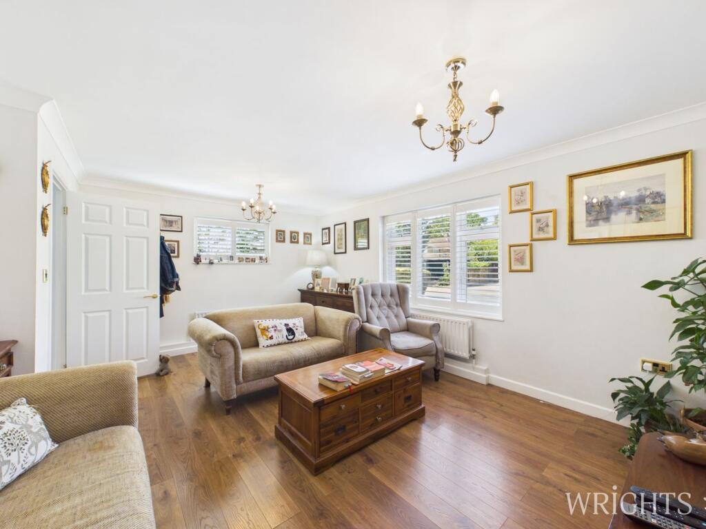 Bushey Ley, ORIGINALLY CONSTRUCTED AS A FOUR BEDROOM HOME, WELWYN GARDEN CITY, AL7 photo 4