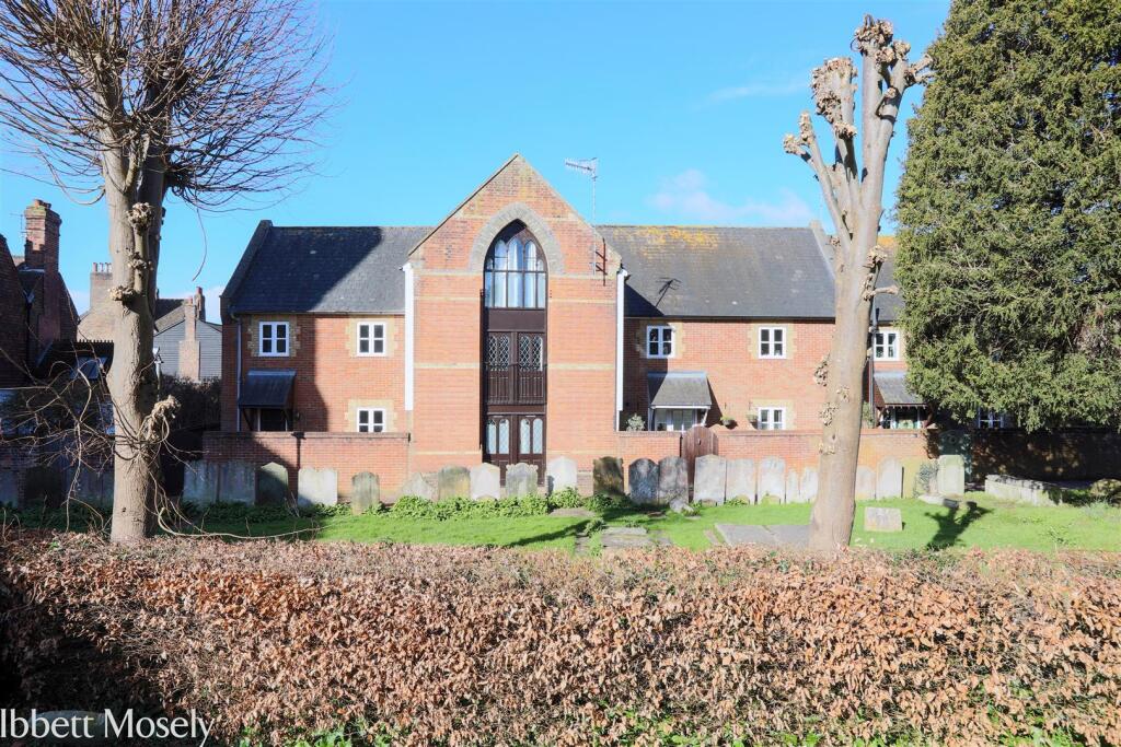 Apartment in Tonbridge and Malling, Brook Street - View 3