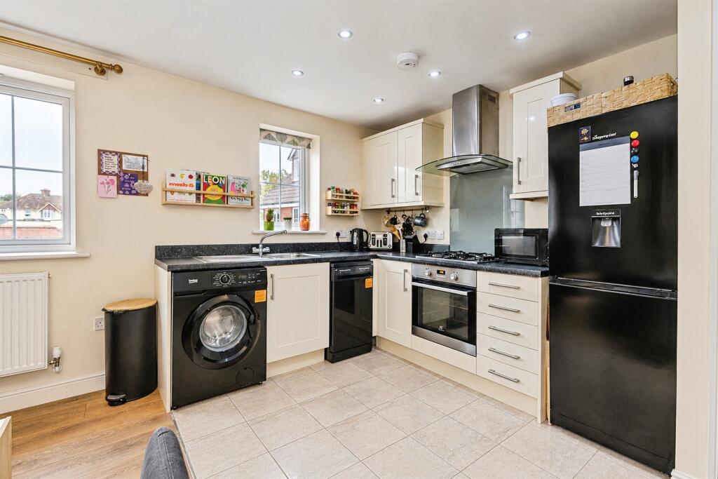 House in Taunton - View 4