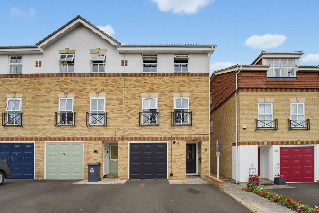 Main image of property: Clarendon Gate, Ottershaw, KT16