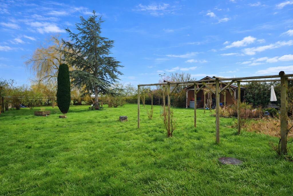 House in Meare, Stileway - More