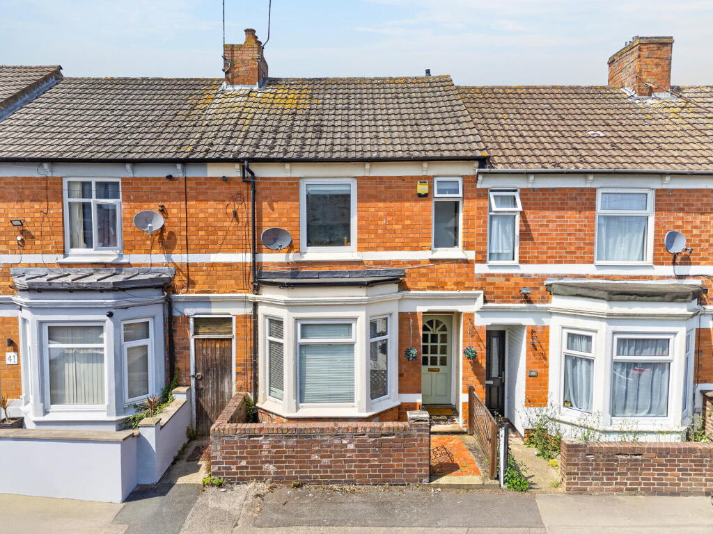 House in Kettering, Avondale