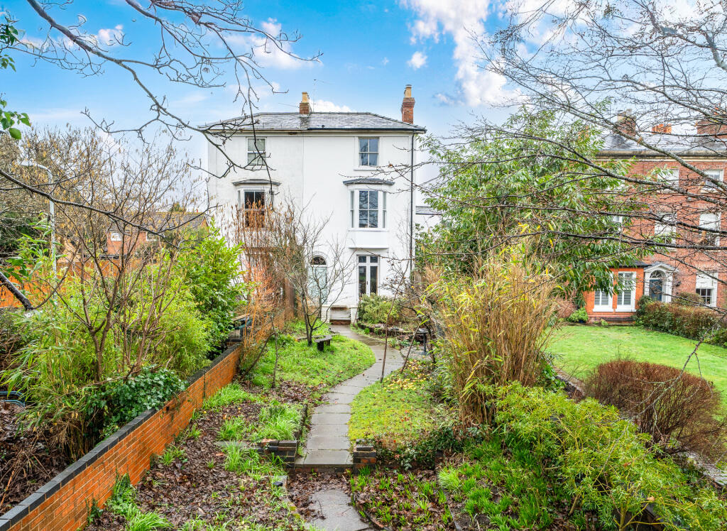 Main image of property: Barbourne Terrace, Worcester