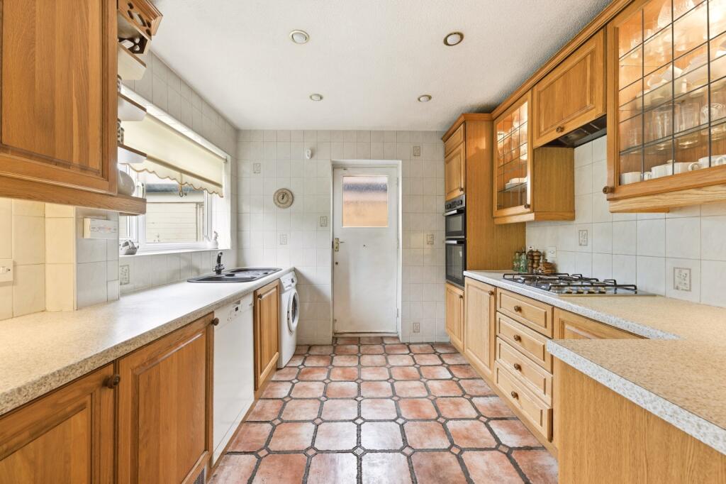 Marshalswick Lane, St. Albans, Hertfordshire, AL1 photo 3