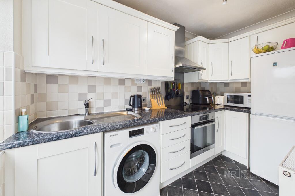 House in London - View 4
