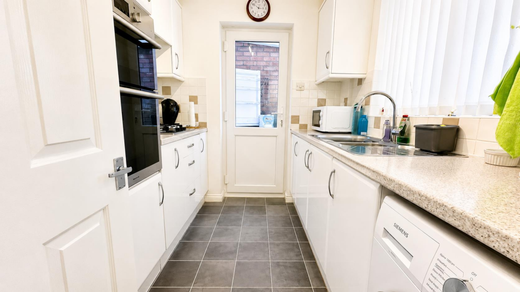 House in Frinton-on-Sea, Frinton and Walton - More